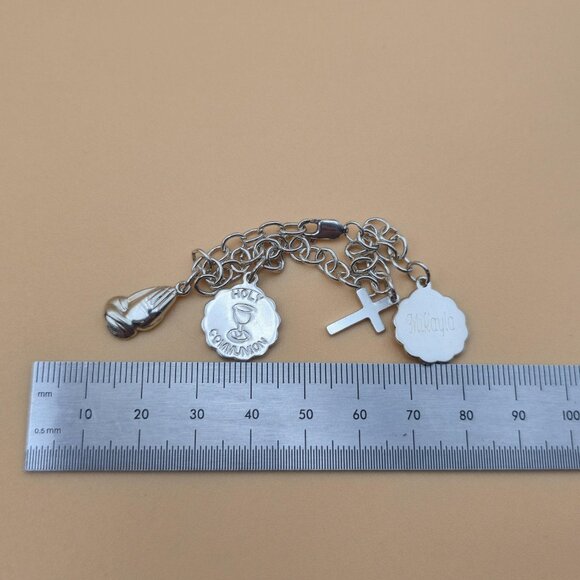 6.25 Inch Sterling Silver Various Religious And Name Charms Bracelet A5831 - Picture 7 of 8